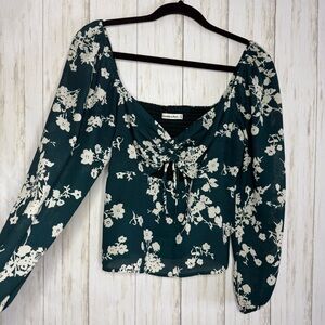 Abercrombie & Fitch M Green Floral Blouse